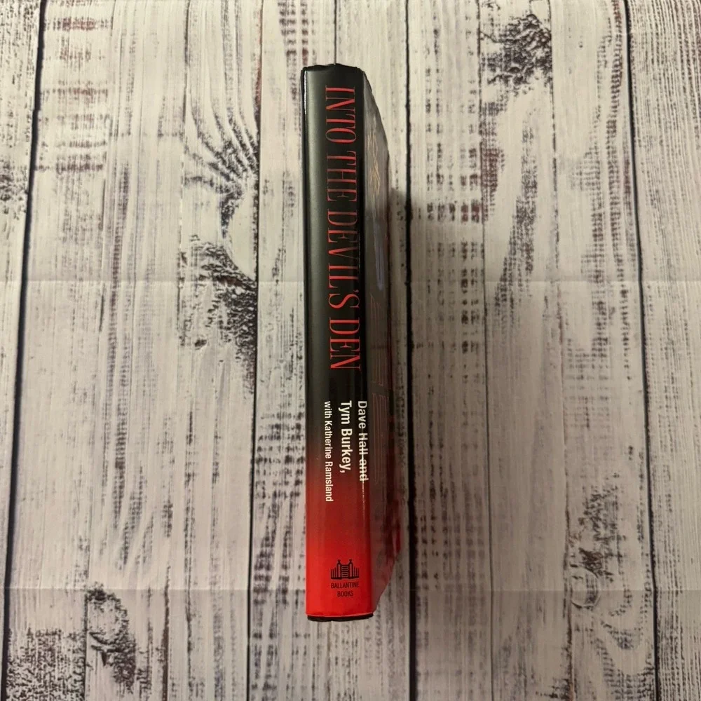 Into the Devil's Den How an FBI Informant Got Inside the Aryan Nations 1st Ed HC